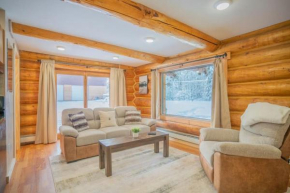 Tucked Away Timber Lower Suite